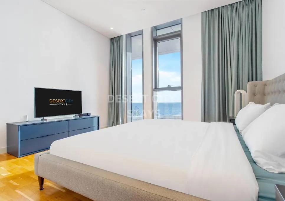 Luxurious 2 Bed In Bluewaters, Hosted By Desert City Stays Dubai 0*,  United Arab Emirates