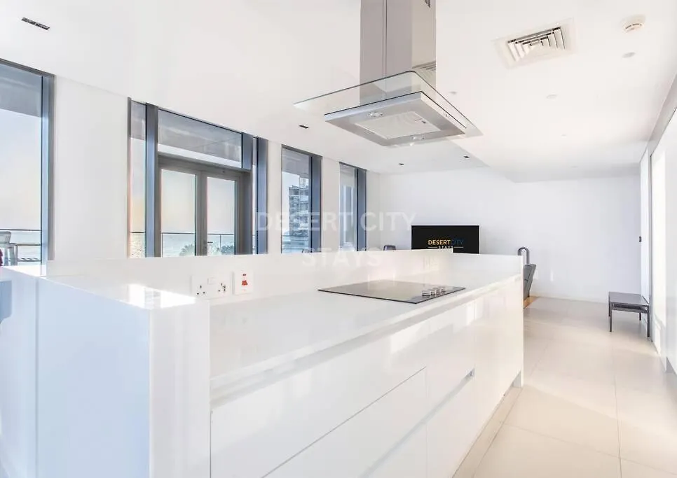 Luxurious 2 Bed In Bluewaters, Hosted By Desert City Stays Dubai