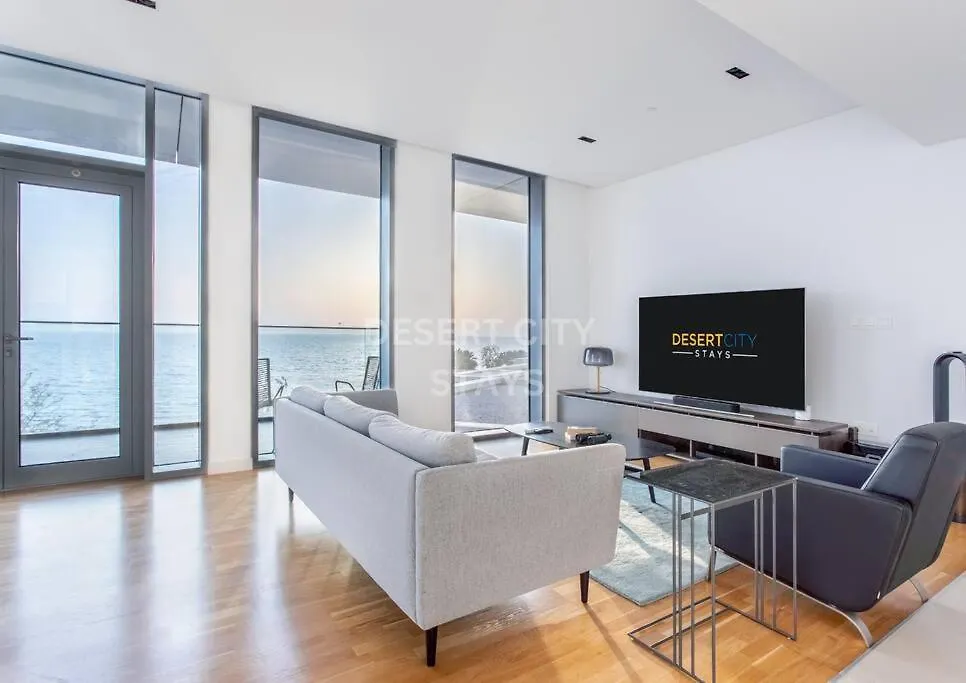 Apartment Luxurious 2 Bed In Bluewaters, Hosted By Desert City Stays Dubai
